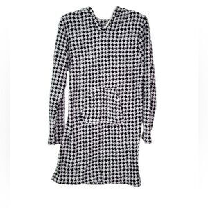 Drama Hooded Robe/Gown